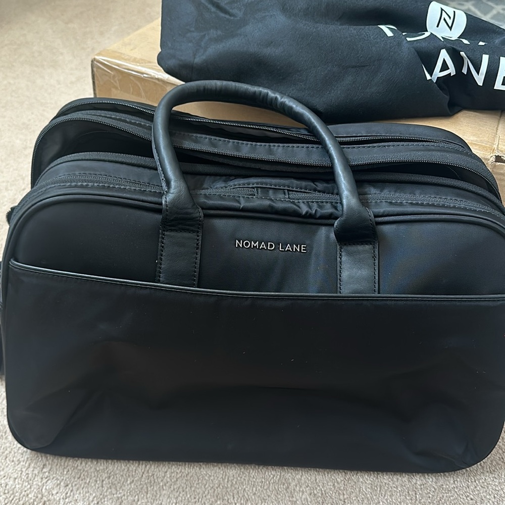 Nomad Lane v4 Bento Bag® - Personal Item Bag - Jet Set Black / Gun Metal
